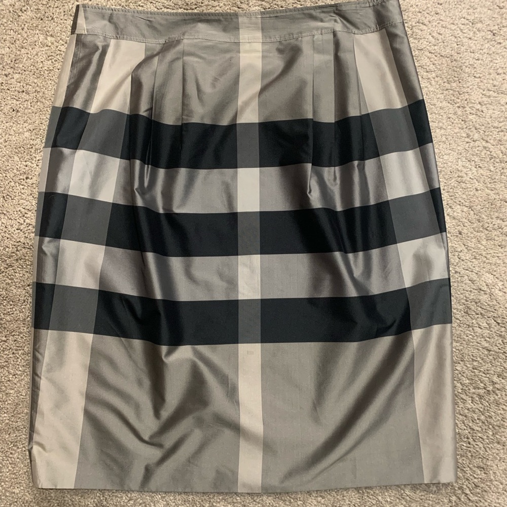 Burberry London Silk Nova Check Knee Length Skirt, Size 12